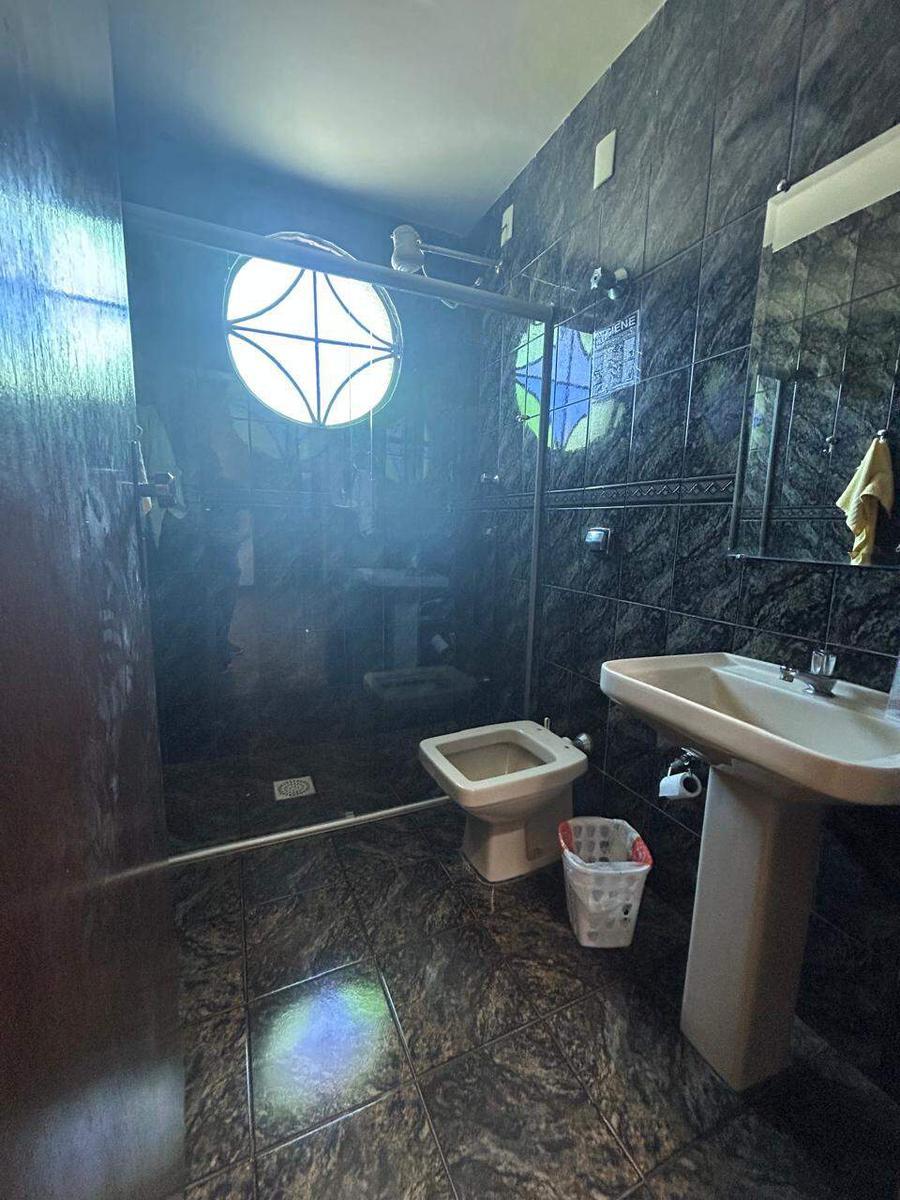 Casa, Lindéia, 5 Quartos, 2 Vagas, 1 Suíte