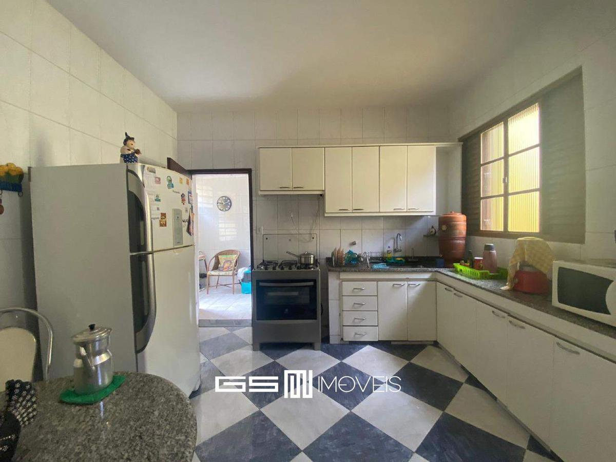 Casa, Santa Inês, 3 Quartos, 2 Vagas, 1 Suíte