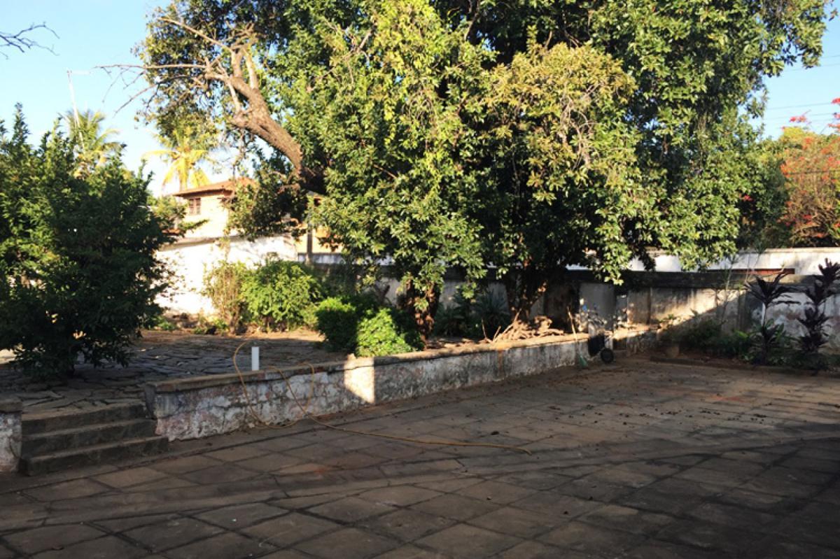 Casa, Várzea, 4 Quartos, 5 Vagas, 2 Suítes