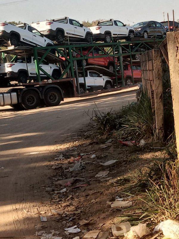 Lote, Bandeirinhas, 0 Quarto, 0 Vaga