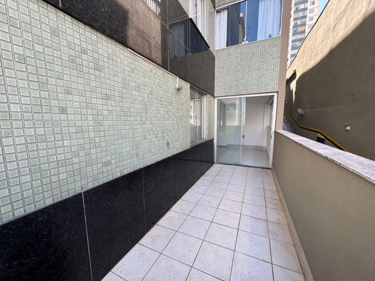 Apartamento, Floresta, 3 Quartos, 2 Vagas, 1 Suíte