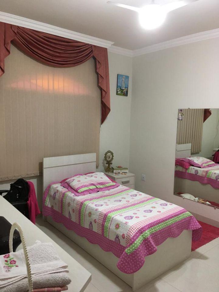 Casa, Vale das Amendoeiras, 2 Quartos, 4 Vagas, 1 Suíte