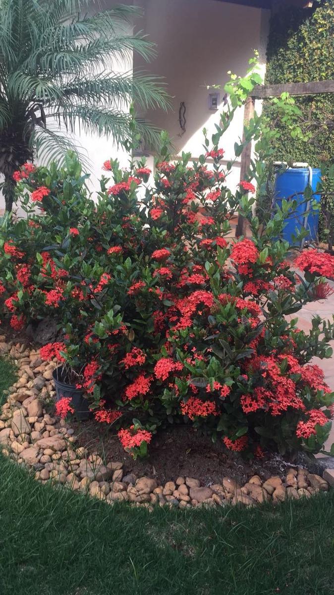 Casa, Santa Terezinha, 4 Quartos, 3 Vagas, 2 Suítes