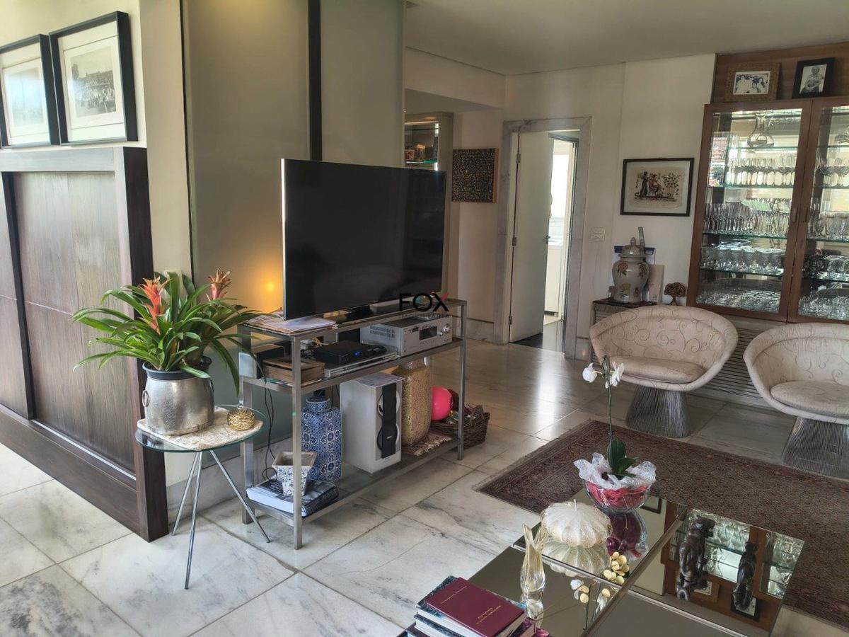 Apartamento, Vila Paris, 4 Quartos, 2 Vagas, 1 Suíte