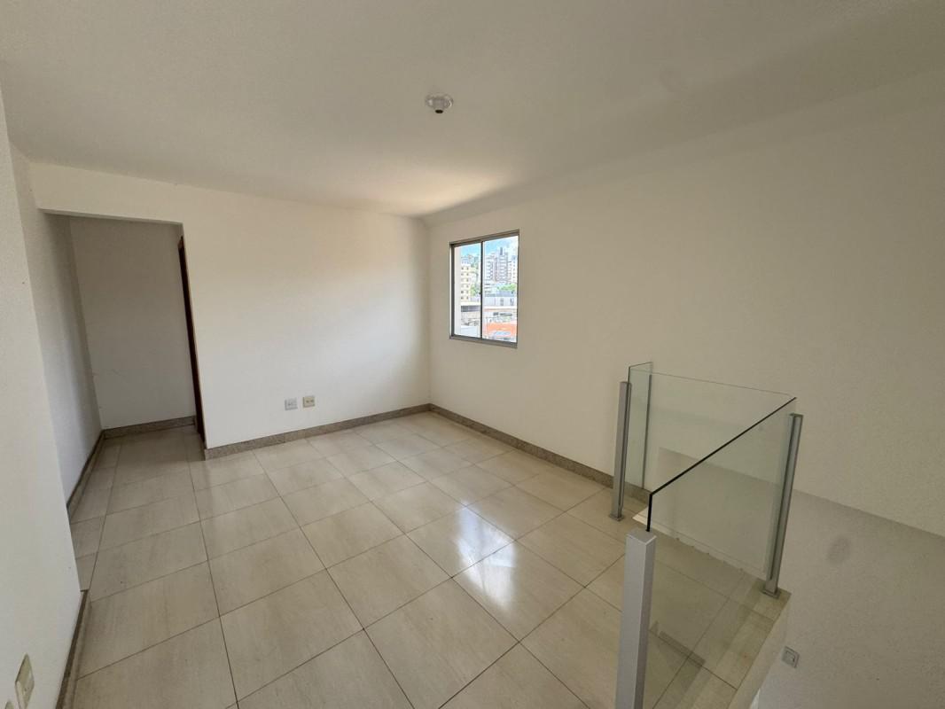 Cobertura, Concórdia, 2 Quartos, 2 Vagas, 1 Suíte