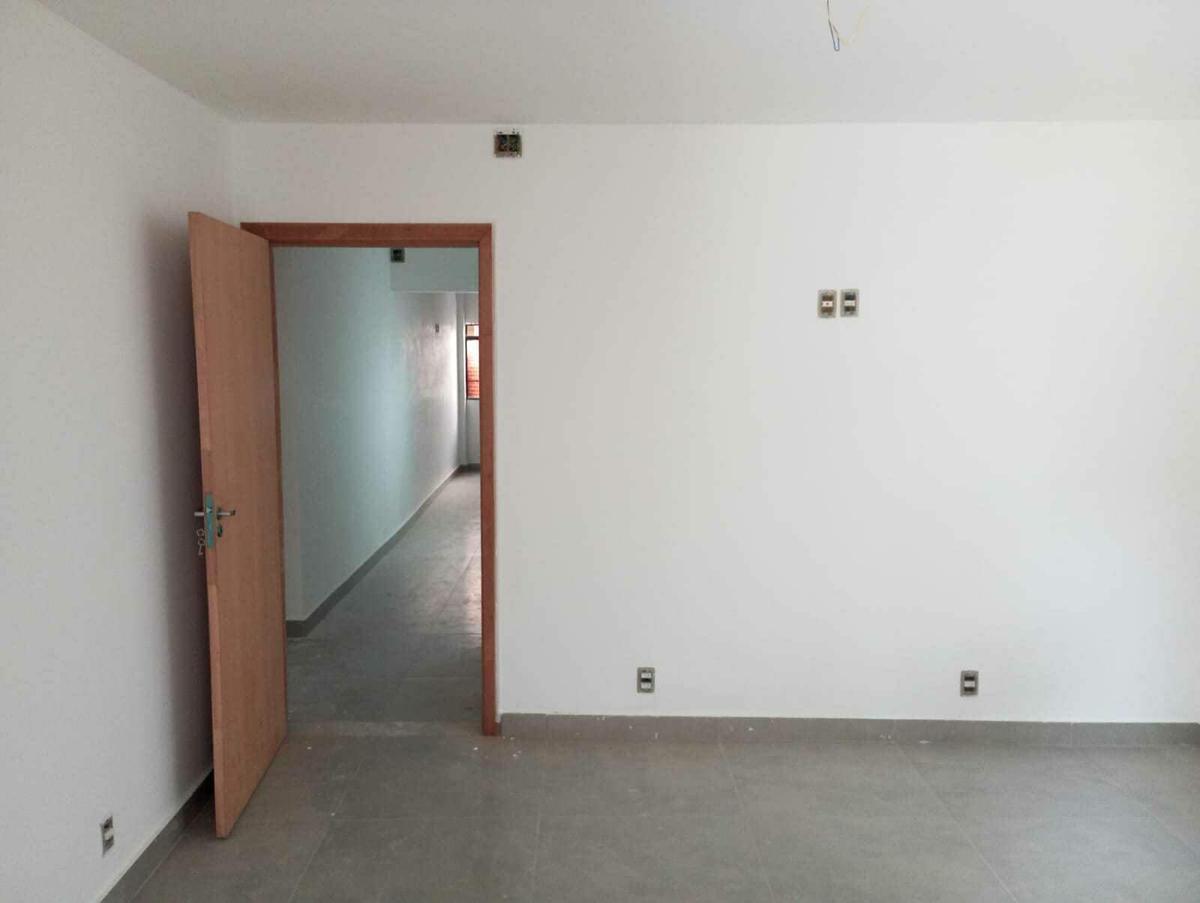 Casa, Concórdia, 3 Quartos, 2 Vagas, 3 Suítes