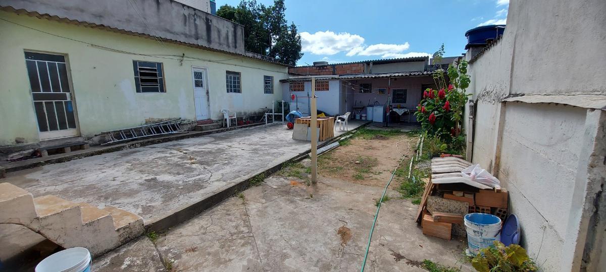 Casa, Santa Cruz Industrial, 6 Quartos, 1 Vaga