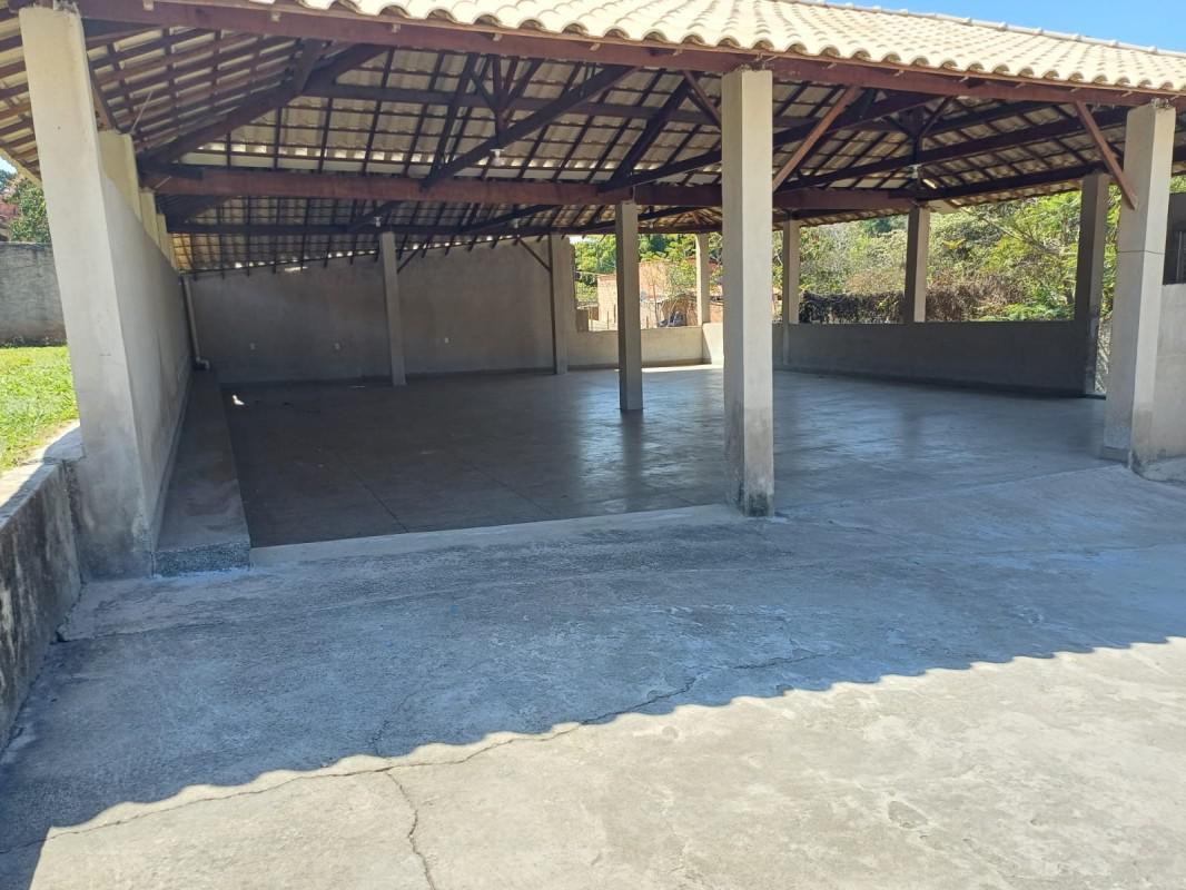 Fazenda, Tropeiros, 8 Quartos, 10 Vagas, 1 Suíte