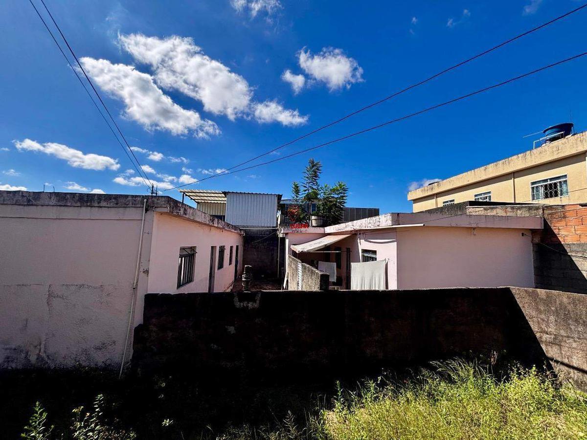 Casa, Lindéia, 6 Quartos, 3 Vagas