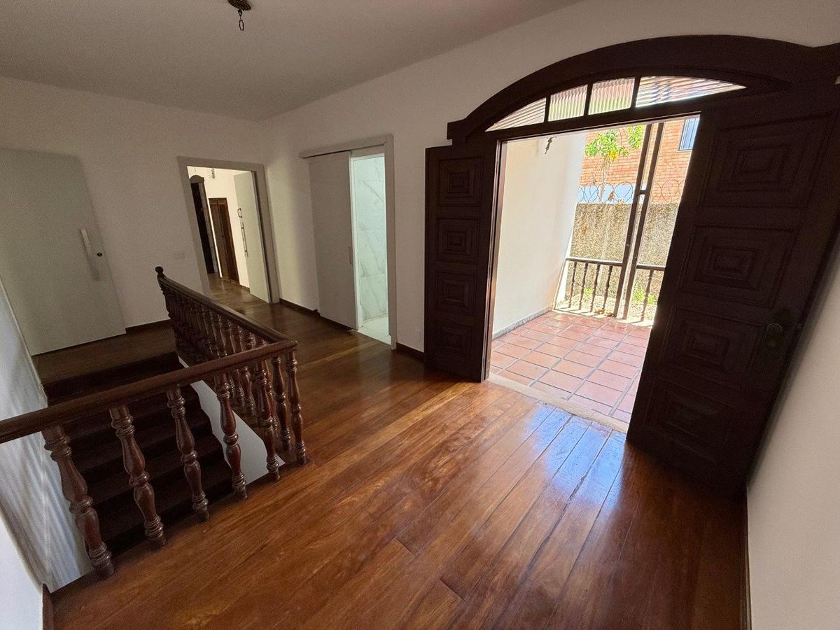 Casa, São Luiz (pampulha), 5 Quartos, 8 Vagas, 2 Suítes