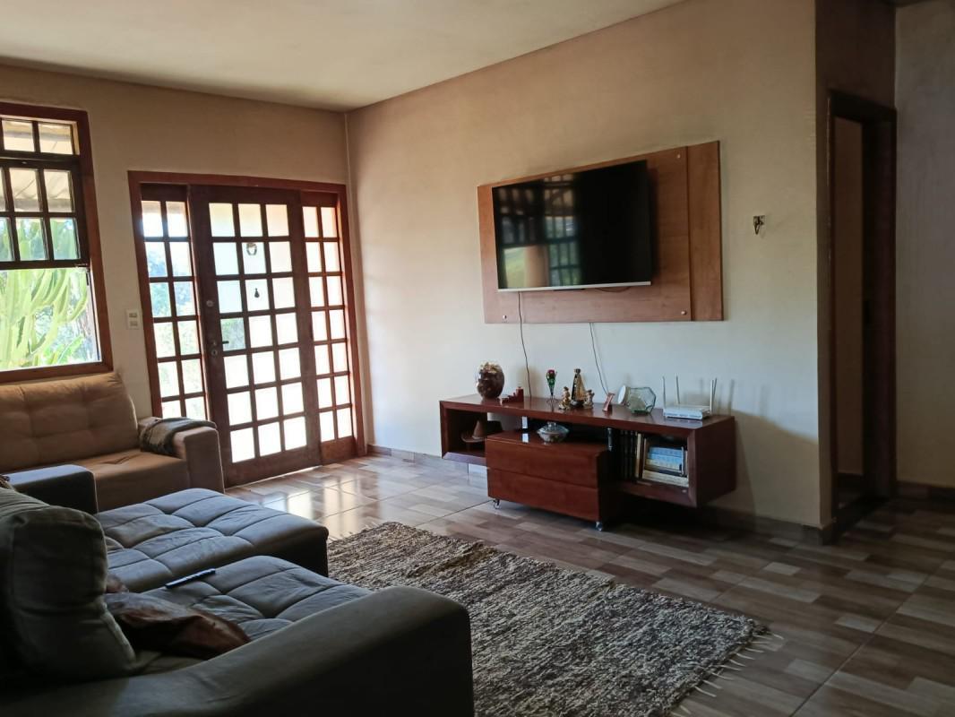 Fazenda, Centro, 3 Quartos, 3 Vagas, 1 Suíte