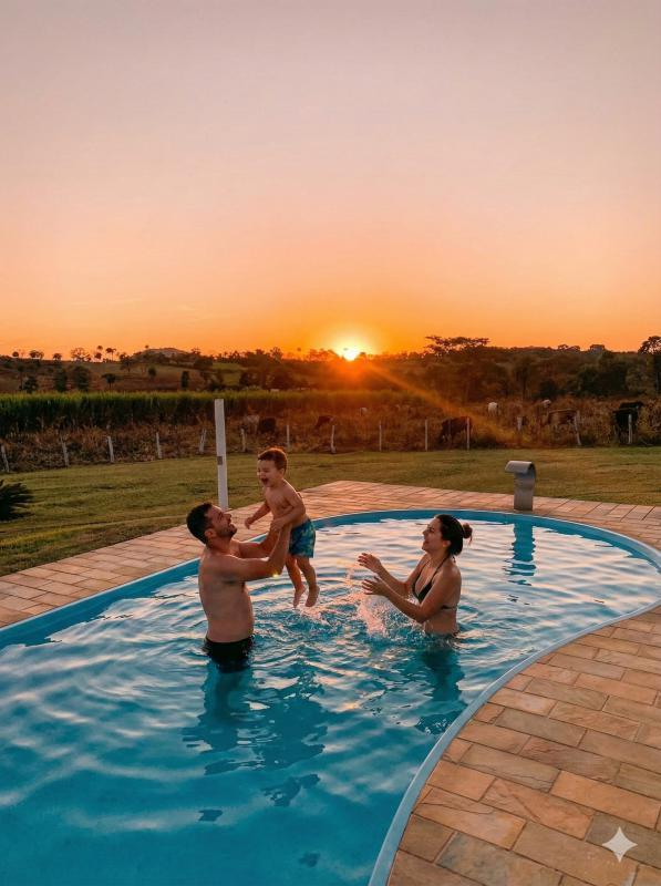 Fazenda, Centro, 3 Quartos, 10 Vagas, 1 Suíte