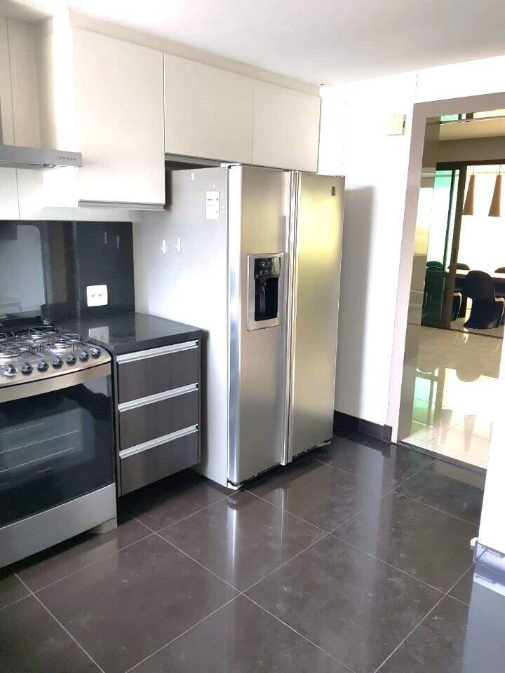 Apartamento, São Pedro, 4 Quartos, 3 Vagas, 4 Suítes