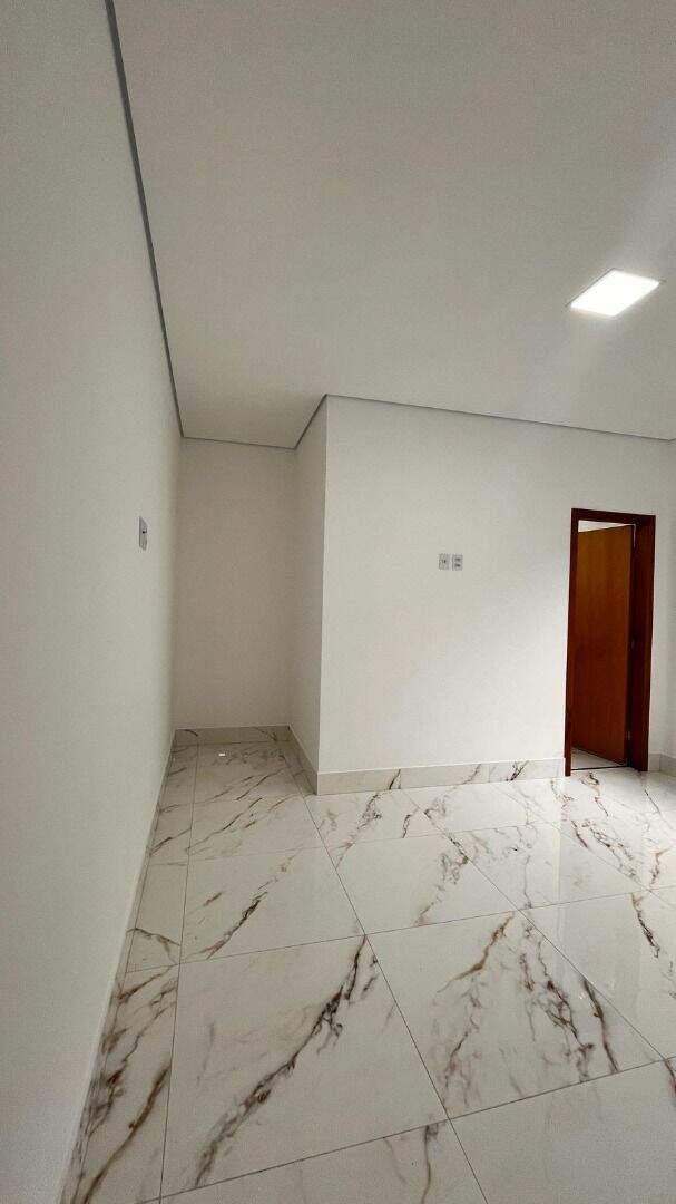 Casa, Novo Centro, 3 Quartos, 2 Vagas, 1 Suíte
