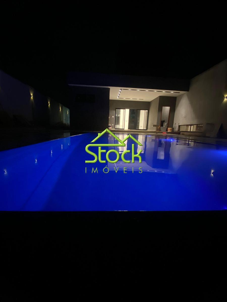 Casa, Vila dos Ipês, 3 Quartos, 2 Vagas, 1 Suíte