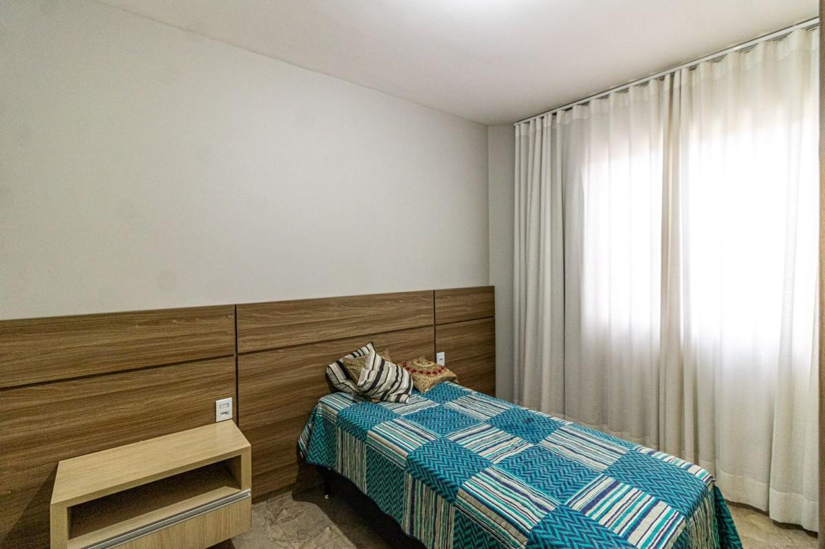 Apartamento, Europa, 2 Quartos, 1 Vaga