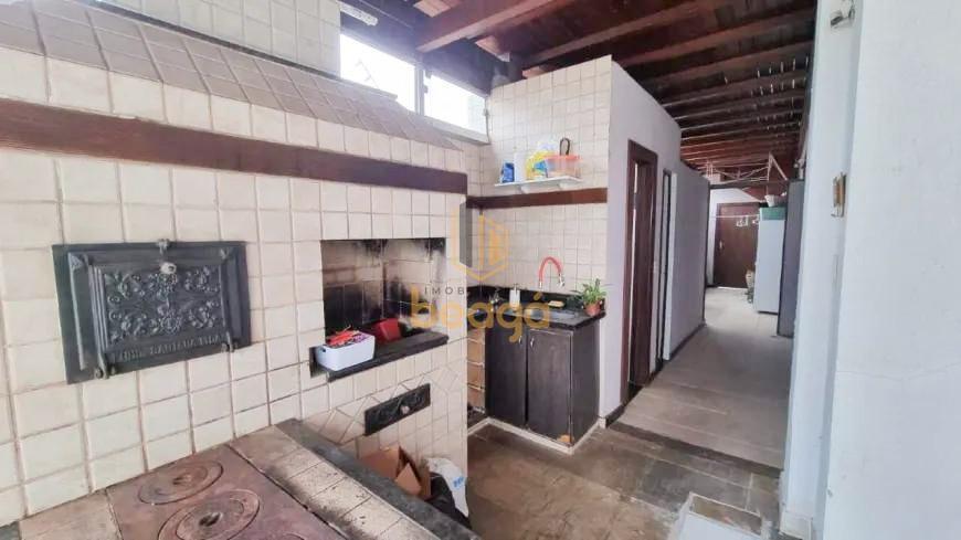 Casa, Castelo, 3 Quartos, 2 Vagas, 1 Suíte