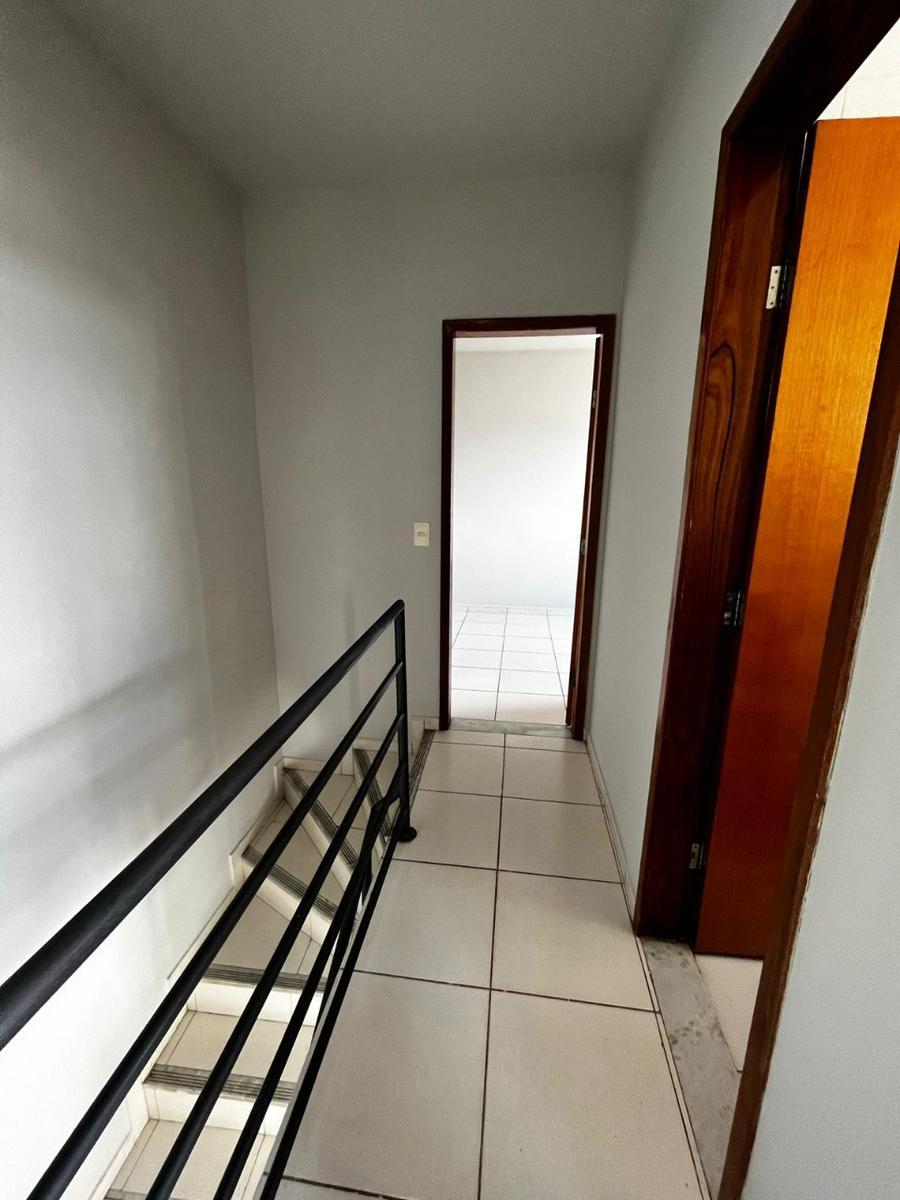 Casa, Senhora de Fátima, 3 Quartos, 2 Vagas, 1 Suíte