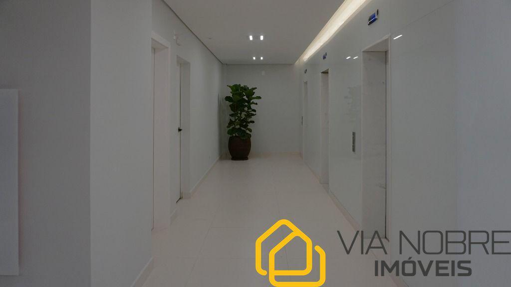 Sala, Lourdes, 7 Vagas