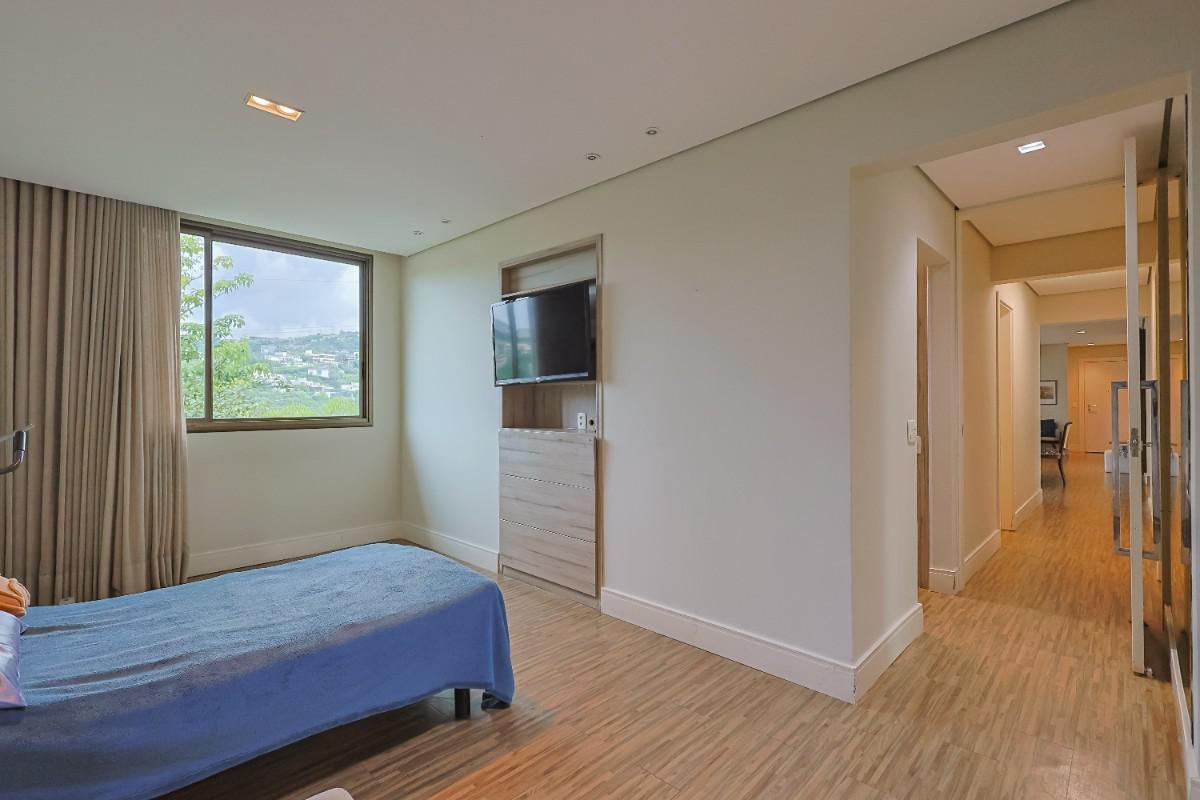 Apartamento, Vale dos Cristais, 3 Quartos, 3 Vagas, 2 Suítes