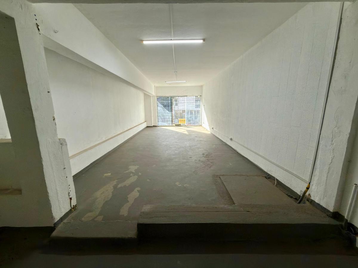 Andar, São José, 0 Quarto, 0 Vaga