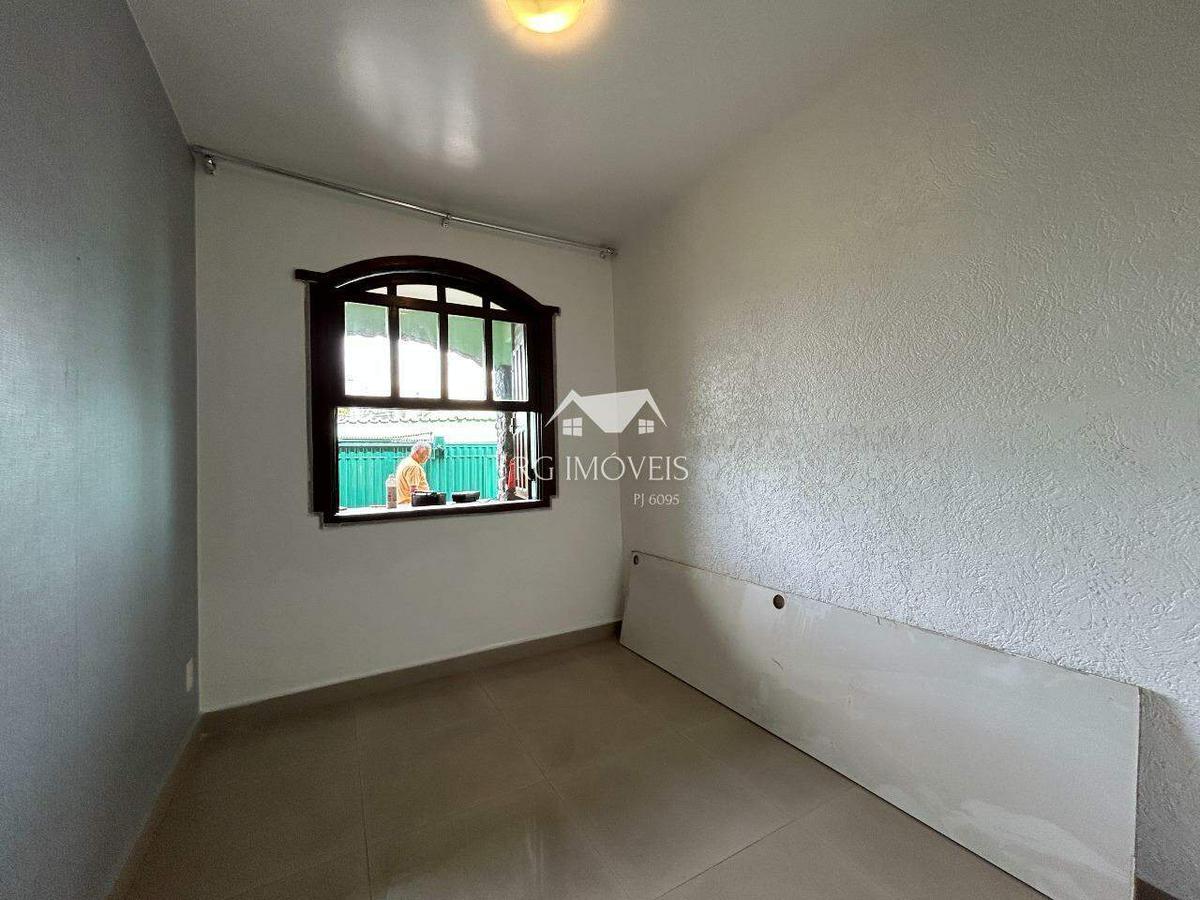 Casa, Teixeira Dias, 3 Quartos, 2 Vagas, 1 Suíte