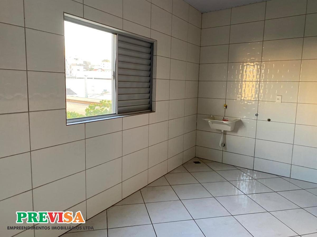 Apartamento, Sagrada Família, 1 Quarto, 0 Vaga