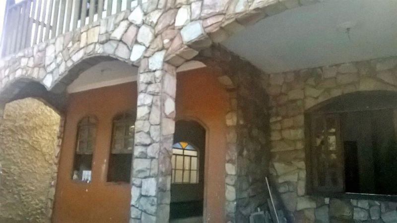 Casa, Centro, 4 Quartos, 1 Vaga, 1 Suíte