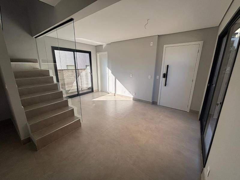 Cobertura, Serra, 2 Quartos, 3 Vagas, 2 Suítes