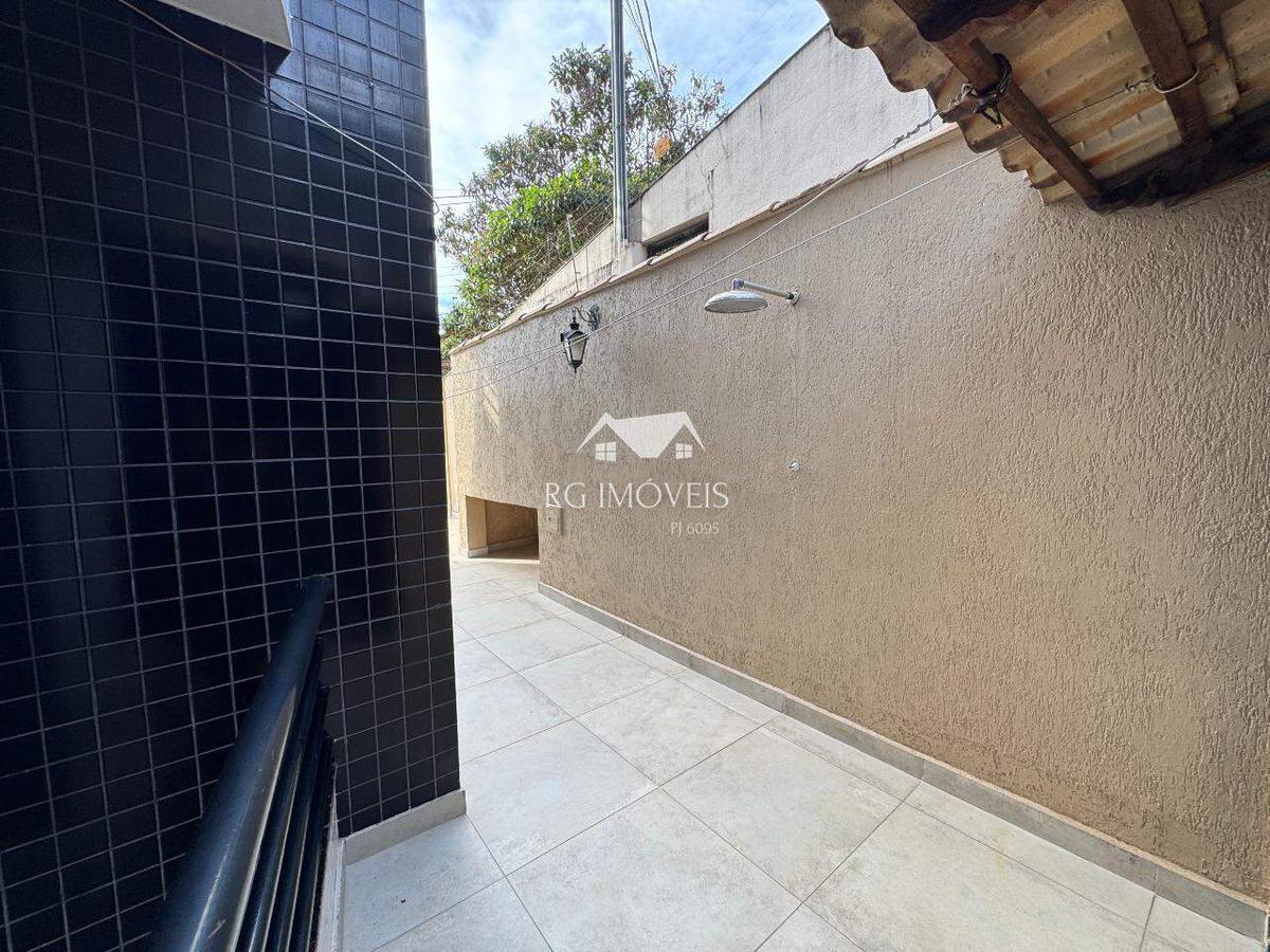 Apartamento, Barreiro, 3 Quartos, 2 Vagas, 1 Suíte