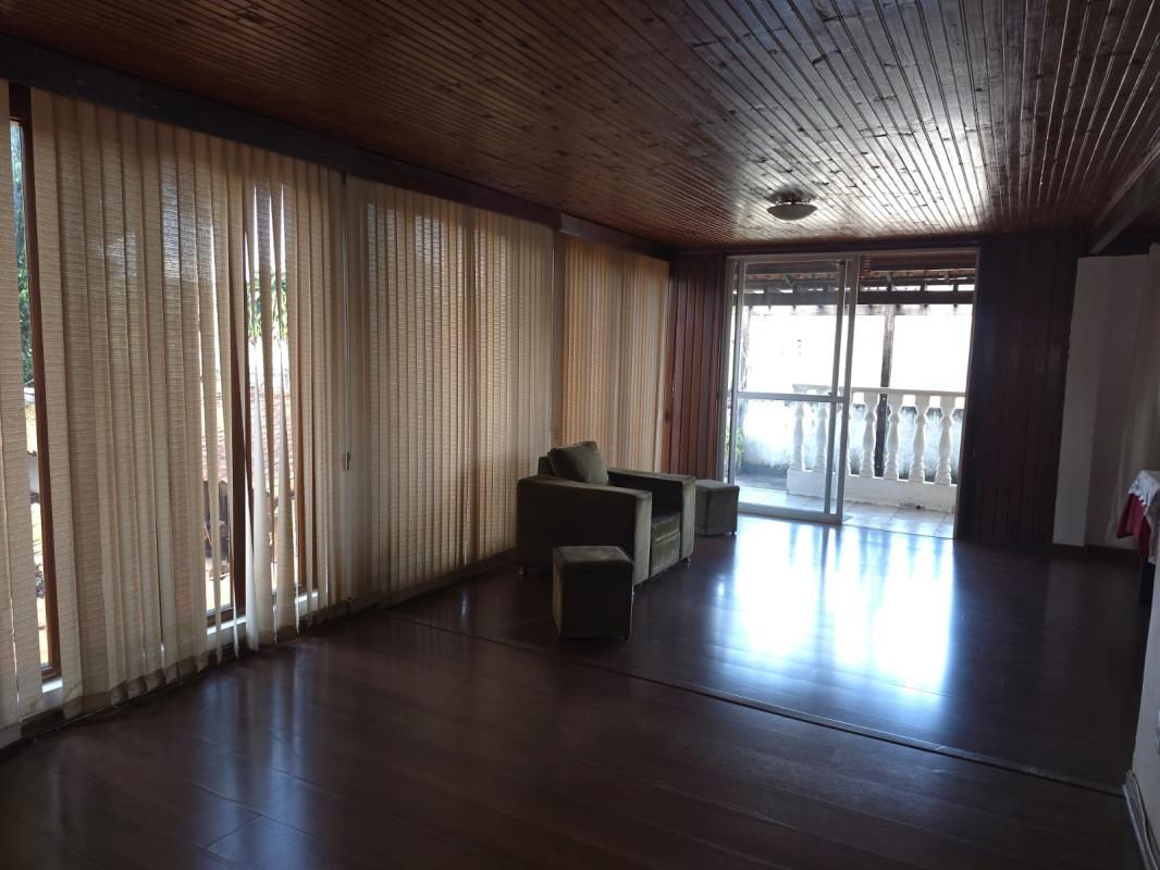 Casa, Coqueiros, 3 Quartos, 10 Vagas, 1 Suíte