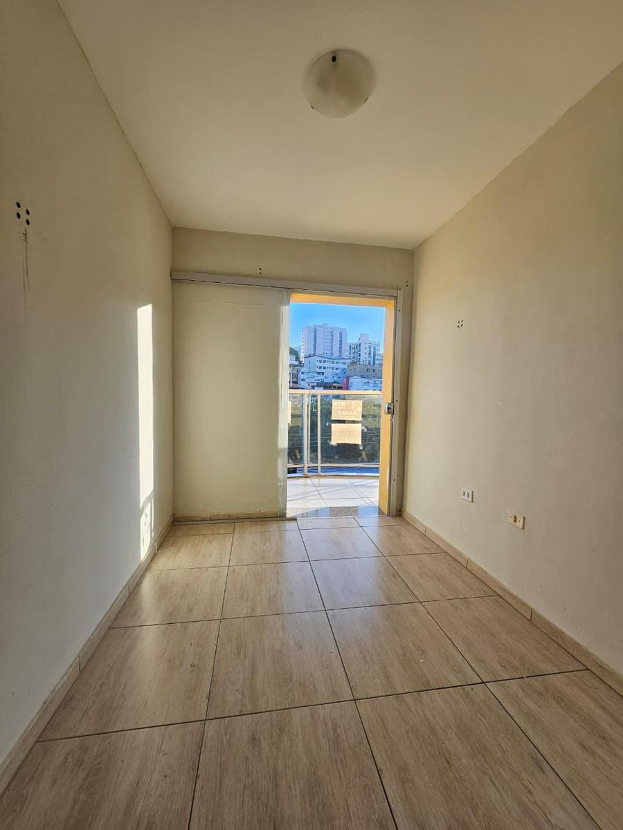 Apartamento, Centro, 2 Quartos, 0 Vaga