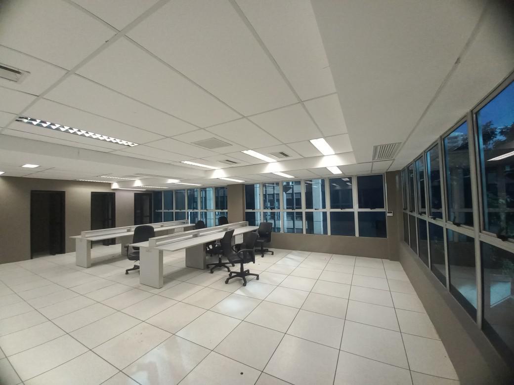 Sala, Savassi, 0 Quarto, 2 Vagas