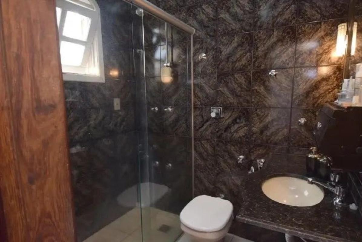 Casa, Camargos, 4 Quartos, 10 Vagas