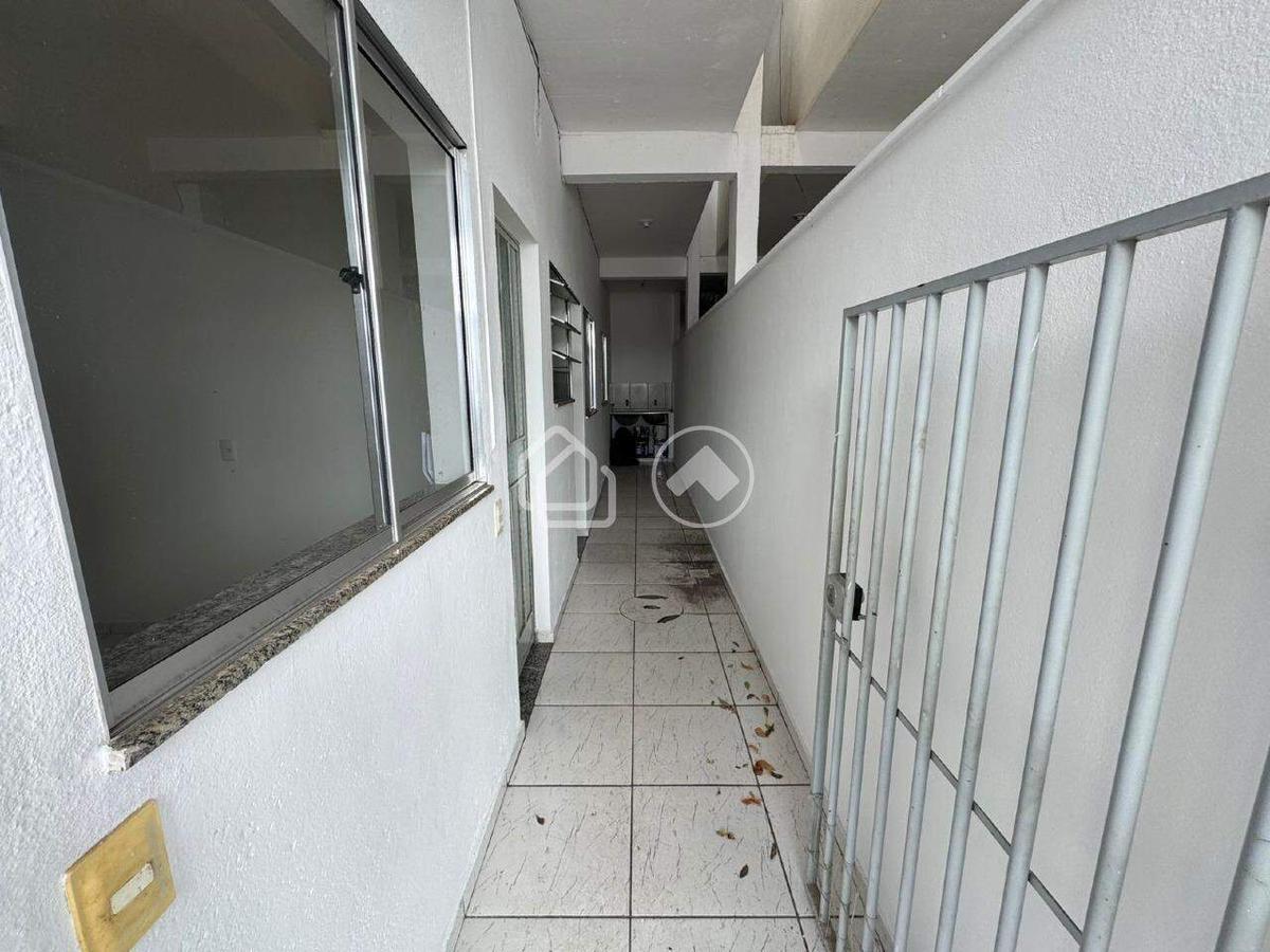 Casa, Palmeiras, 2 Quartos, 1 Vaga