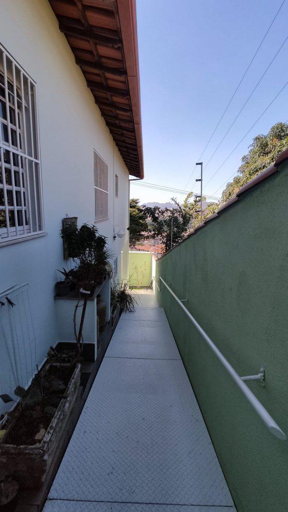 Casa, Santa Helena, 3 Quartos, 4 Vagas, 1 Suíte