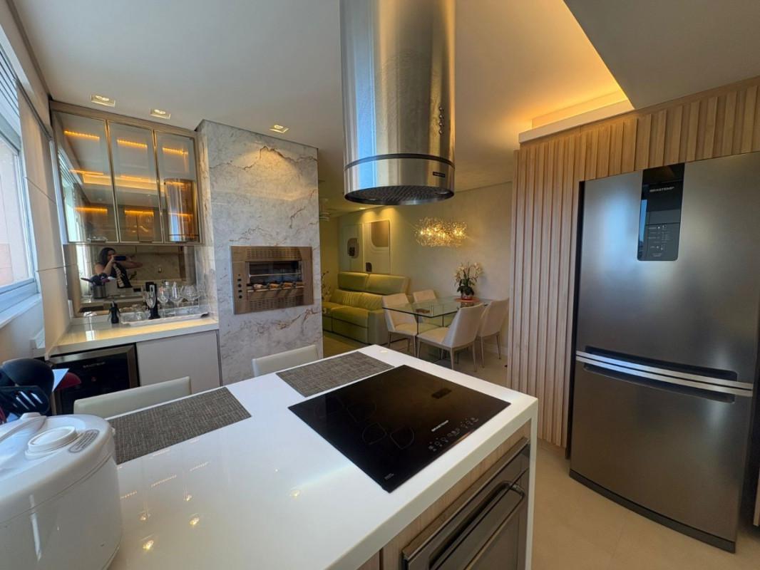 Apartamento, Serrano, 3 Quartos, 2 Vagas, 1 Suíte