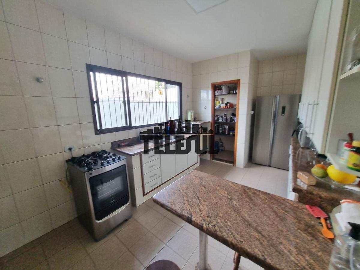 Casa, Vila Pinto, 5 Quartos, 4 Vagas, 1 Suíte