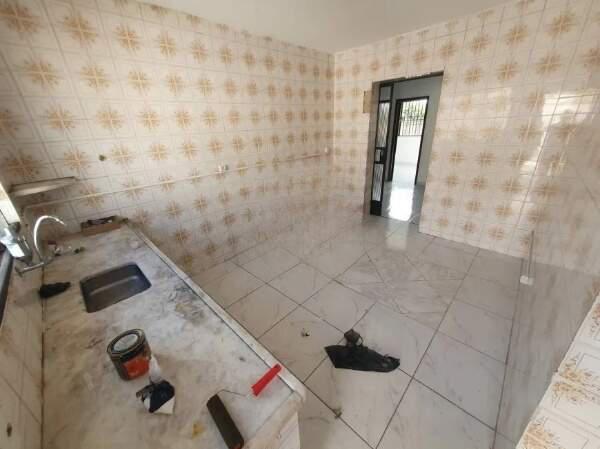 Casa, Calafate, 4 Quartos, 2 Vagas, 1 Suíte