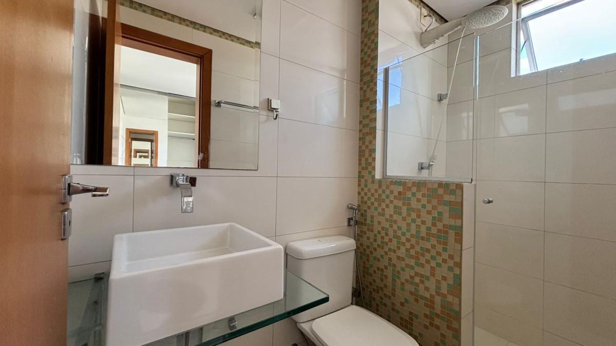 Apartamento, Sagrada Família, 3 Quartos, 2 Vagas, 1 Suíte
