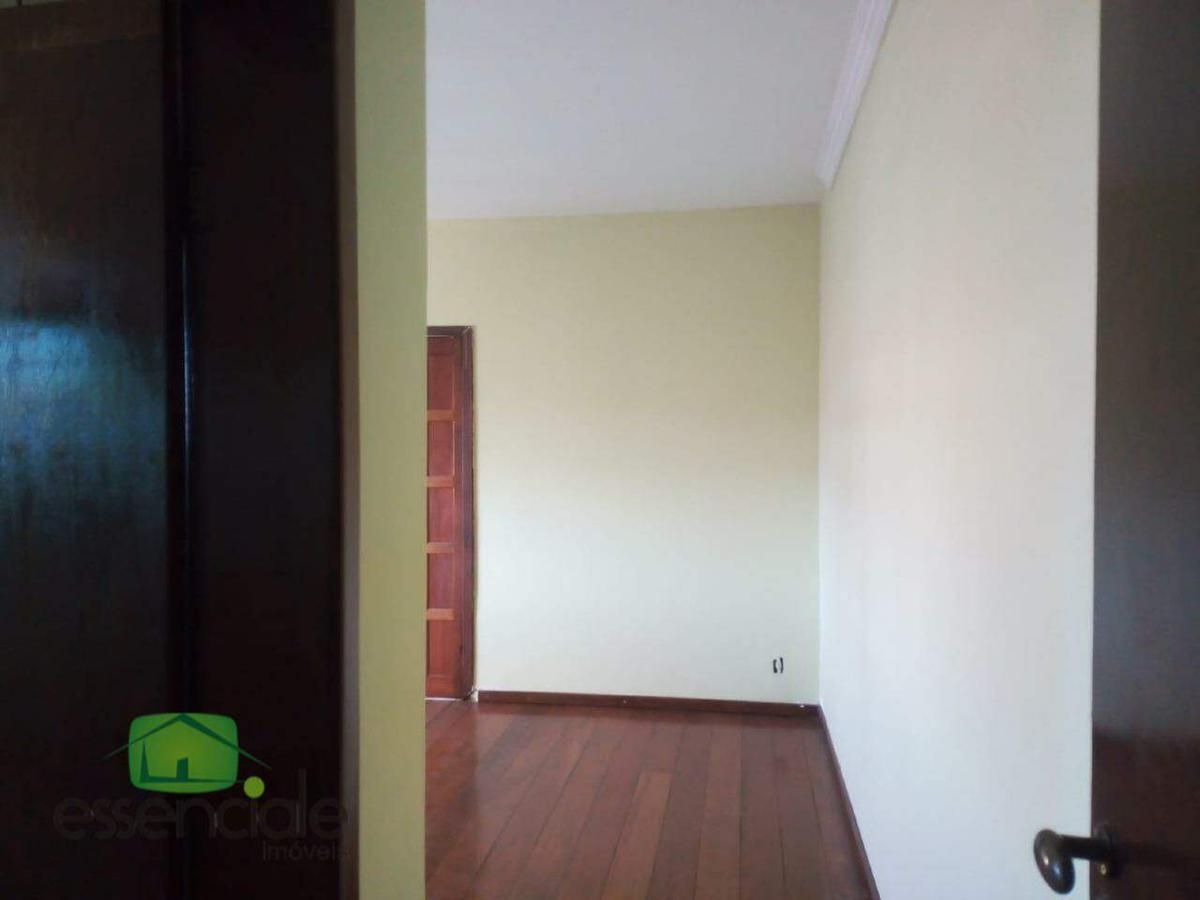 Casa, Água Branca, 4 Quartos, 3 Vagas, 1 Suíte