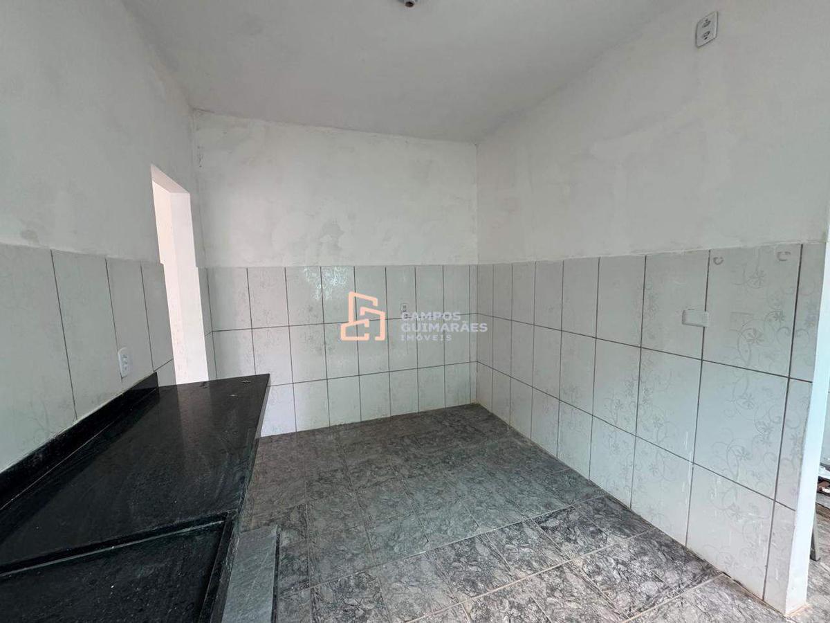 Casa, Milionários, 2 Quartos, 4 Vagas