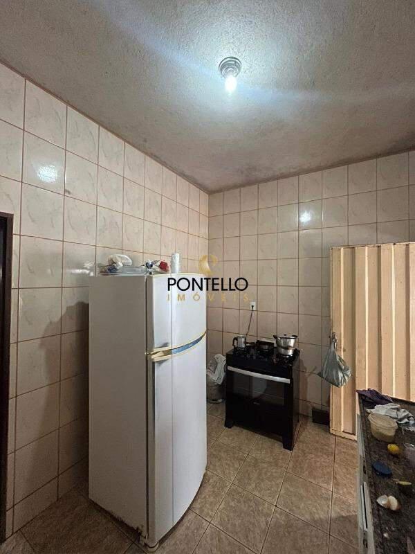 Casa, Montreal, 4 Quartos, 2 Vagas, 1 Suíte