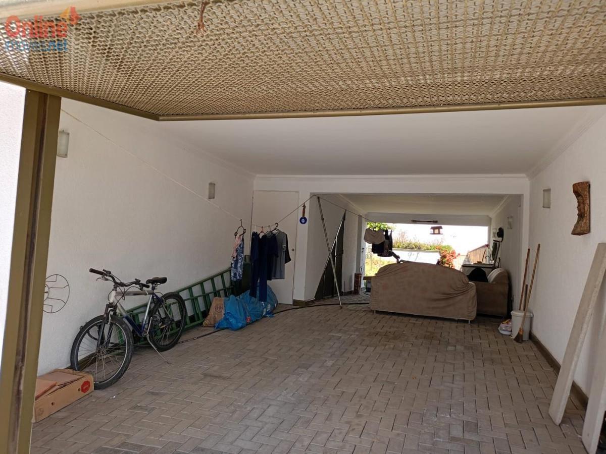 Casa, Dom Pedro I, 1 Quarto, 0 Vaga, 0 Suíte