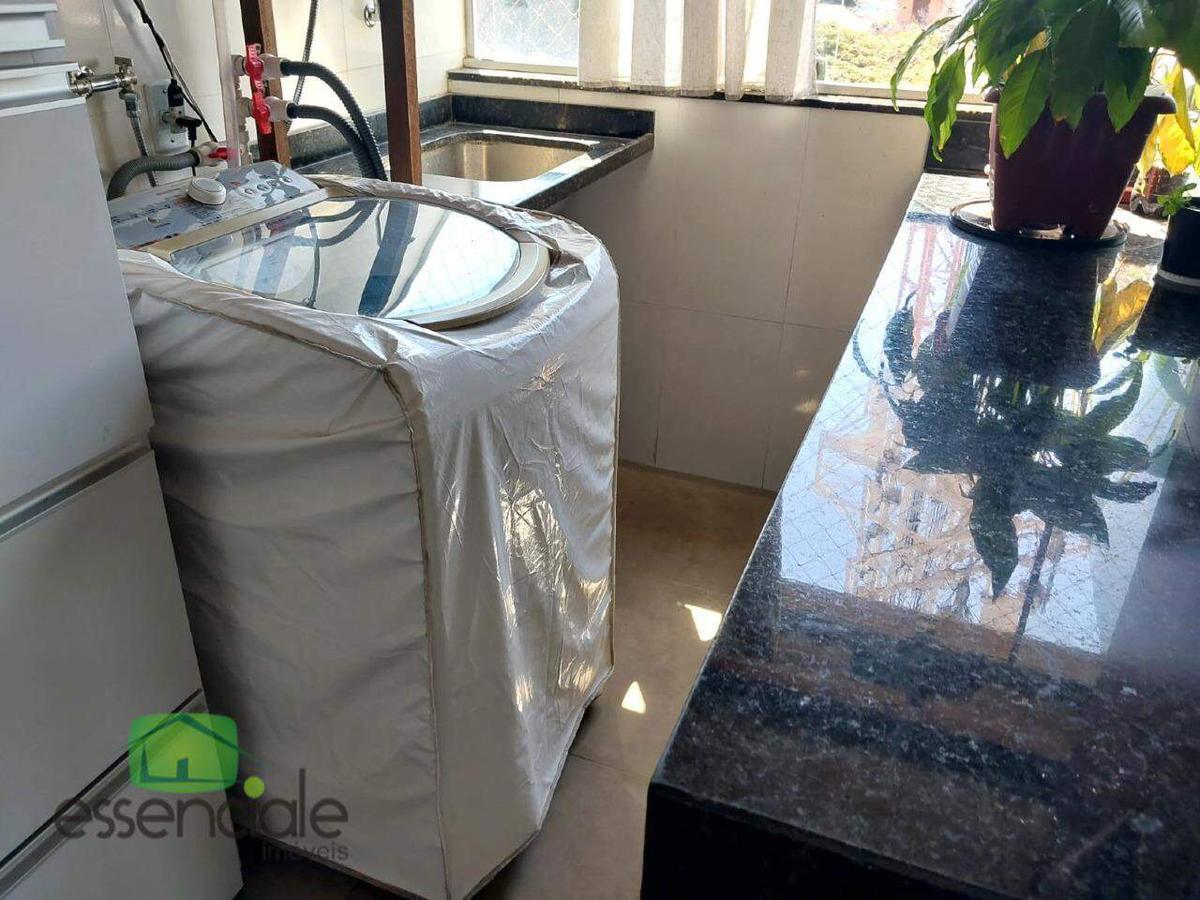 Cobertura, Santa Cruz Industrial, 4 Quartos, 2 Vagas