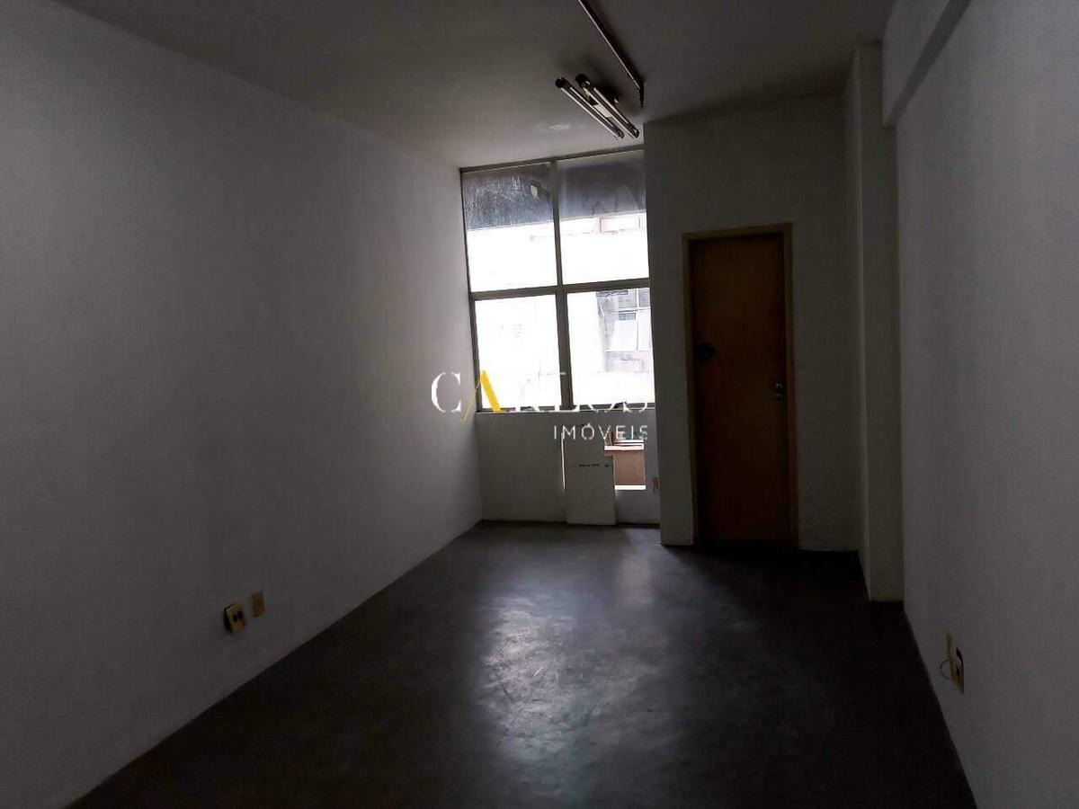 Sala, Centro