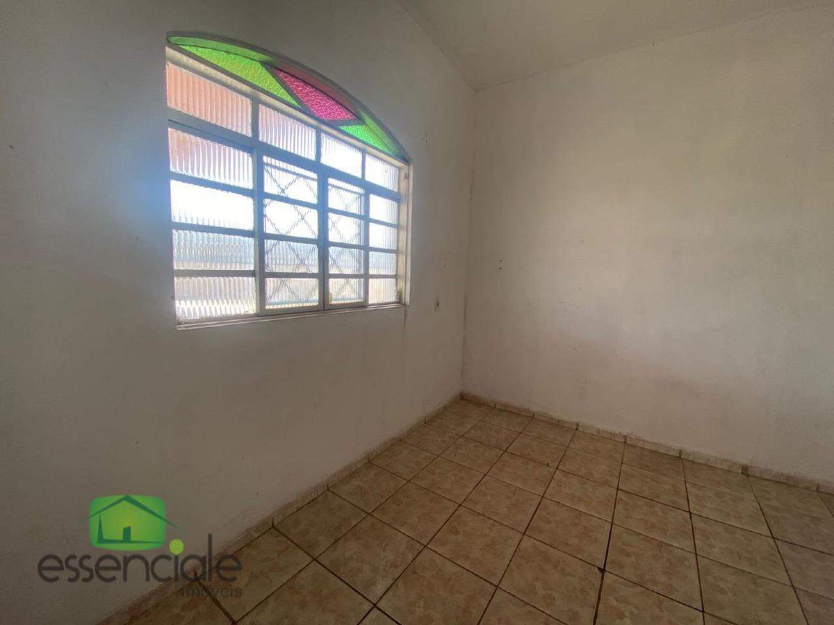 Casa, Santa Cruz Industrial, 3 Quartos, 1 Vaga, 1 Suíte