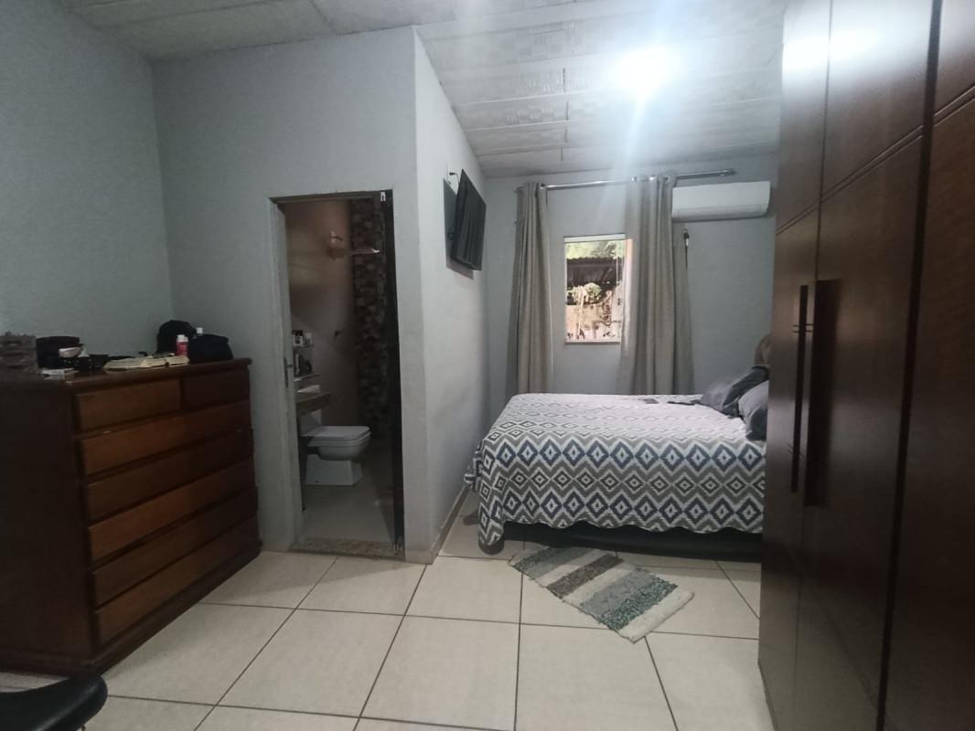 Casa, Solar do Barreiro, 5 Quartos, 2 Vagas, 1 Suíte