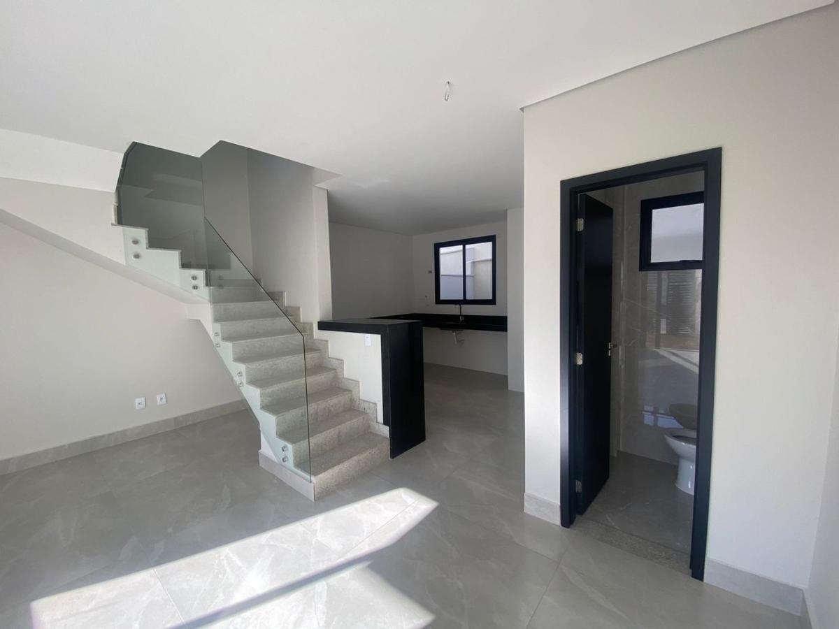 Casa, Itapoã, 3 Quartos, 2 Vagas, 1 Suíte