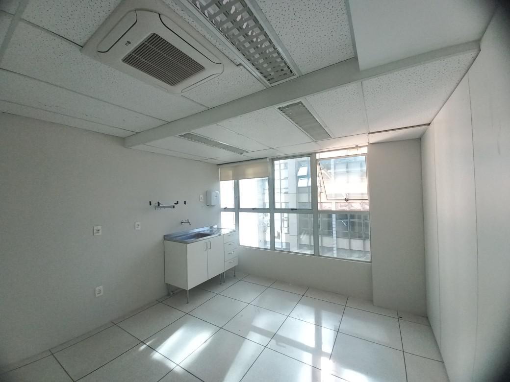 Sala, Savassi, 0 Quarto, 2 Vagas